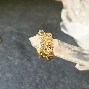 🦋LAST🦋 NWT Tramps+Thieves Daiya Minimal Gold Plated Huggies